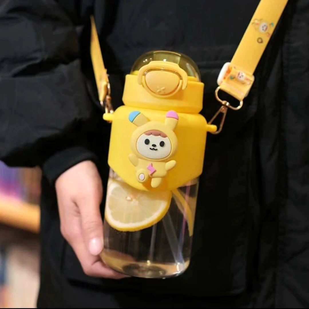 780ml Cute Kids Water Bottle with Straw and Strap