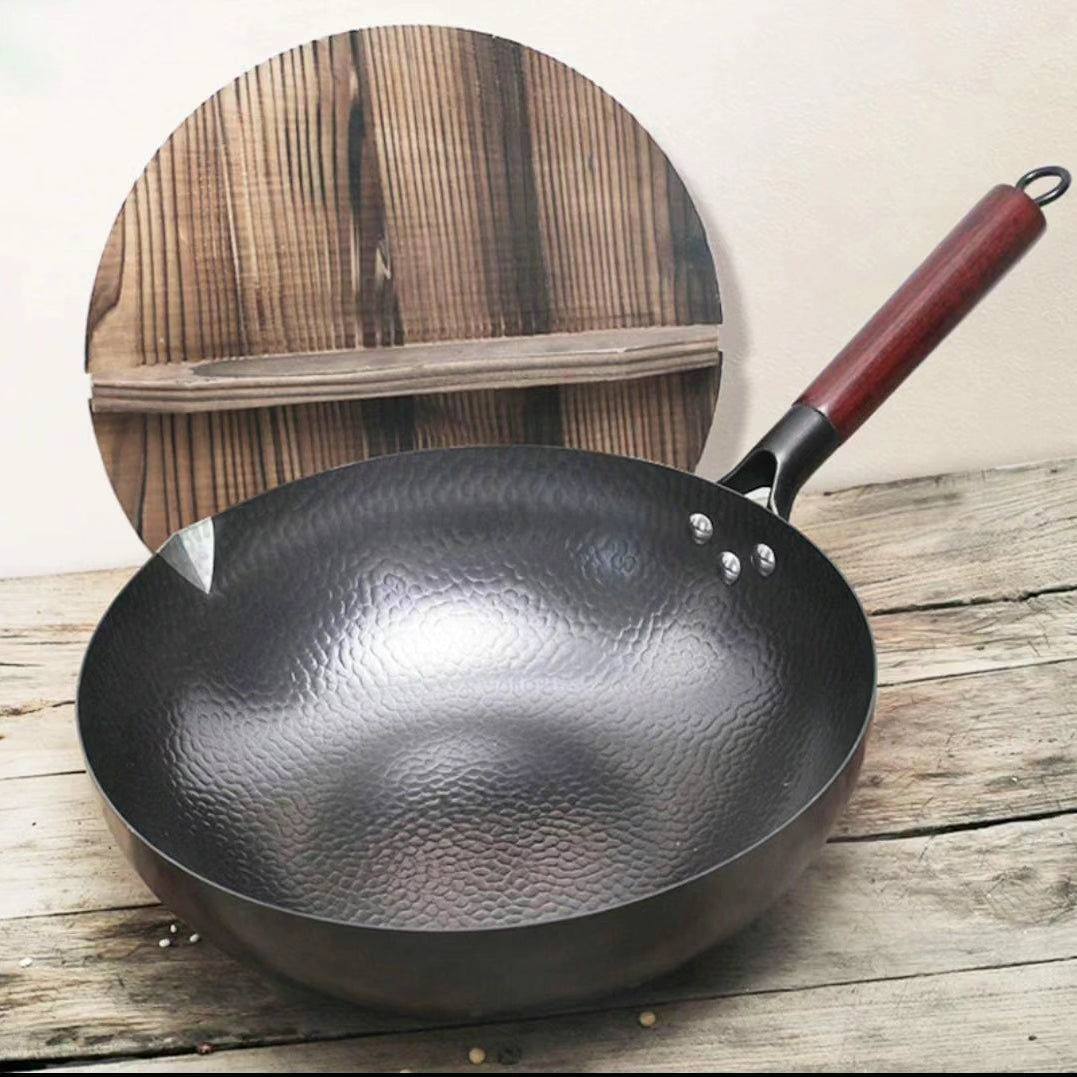 32cm Uncoated Non -Stick Pan Wok with Wooden Lid and Handle