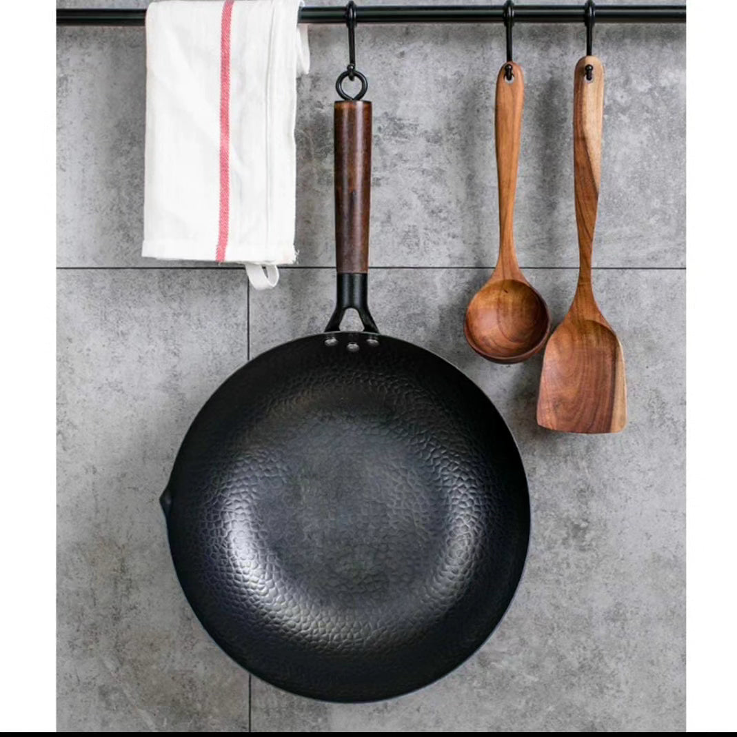 32cm Uncoated Non -Stick Pan Wok with Wooden Lid and Handle