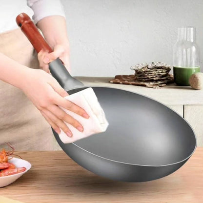 Grey wok pan