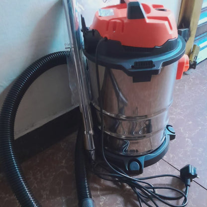 Wet and dry vacuum cleaner BlackNov