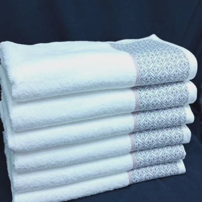 Cotton medium towels