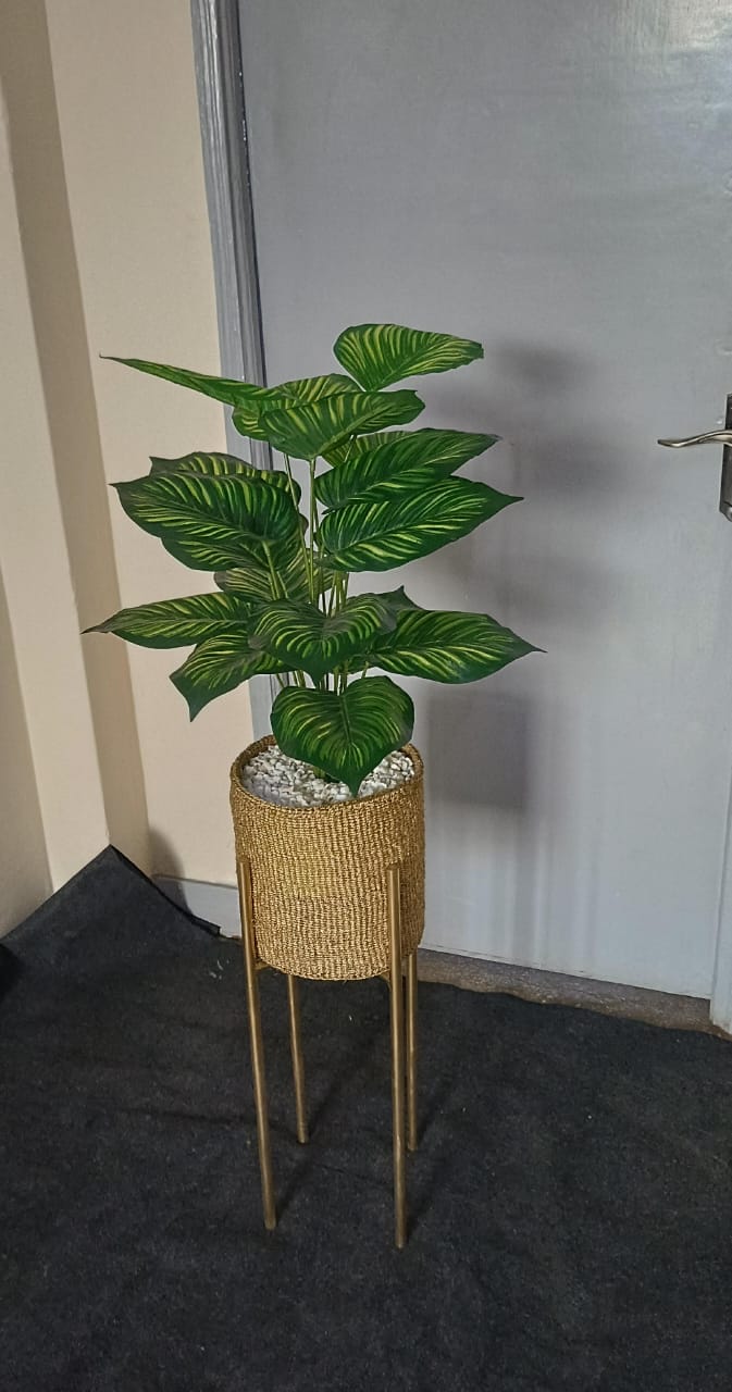 Artificial plant, rope vase  and stand