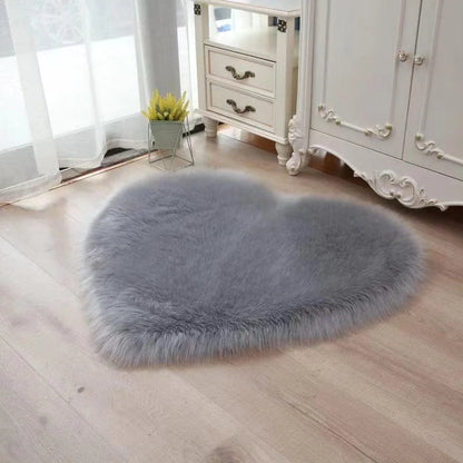 Heart Design Faux Fur Rug