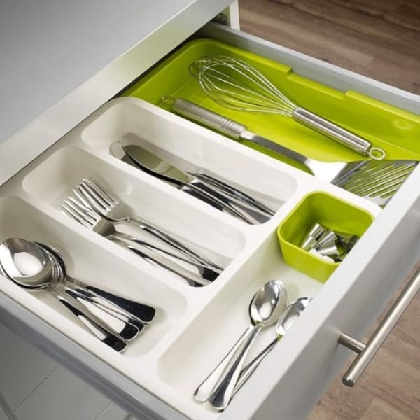 Expandable Cutlery Organizer