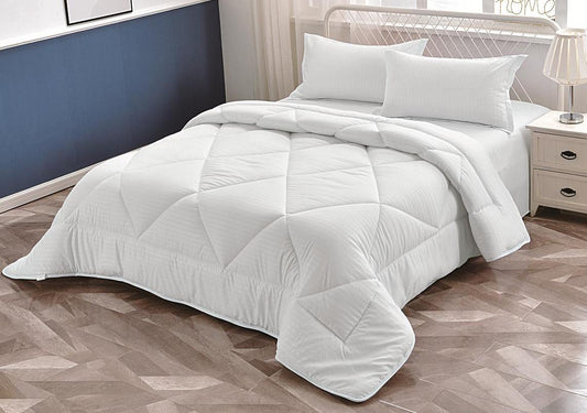 White faint striped  6*7 binded duvet set