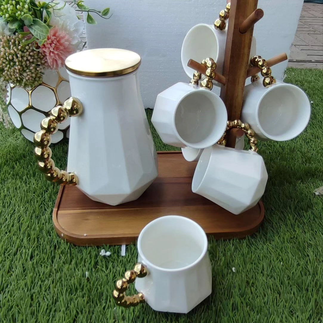 Luxurious Tea Set