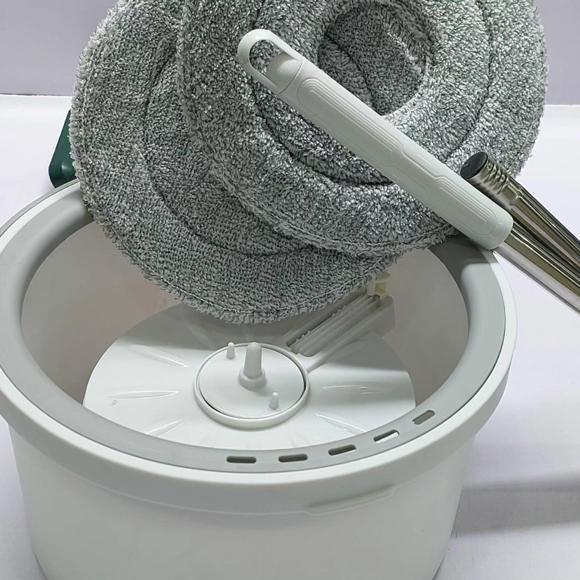 Micro Fiber Spin Mop with Water Separation Bucket