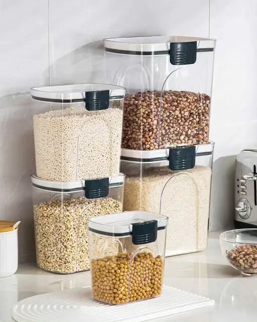 4pcs Airtight Storage Containers with Spoons