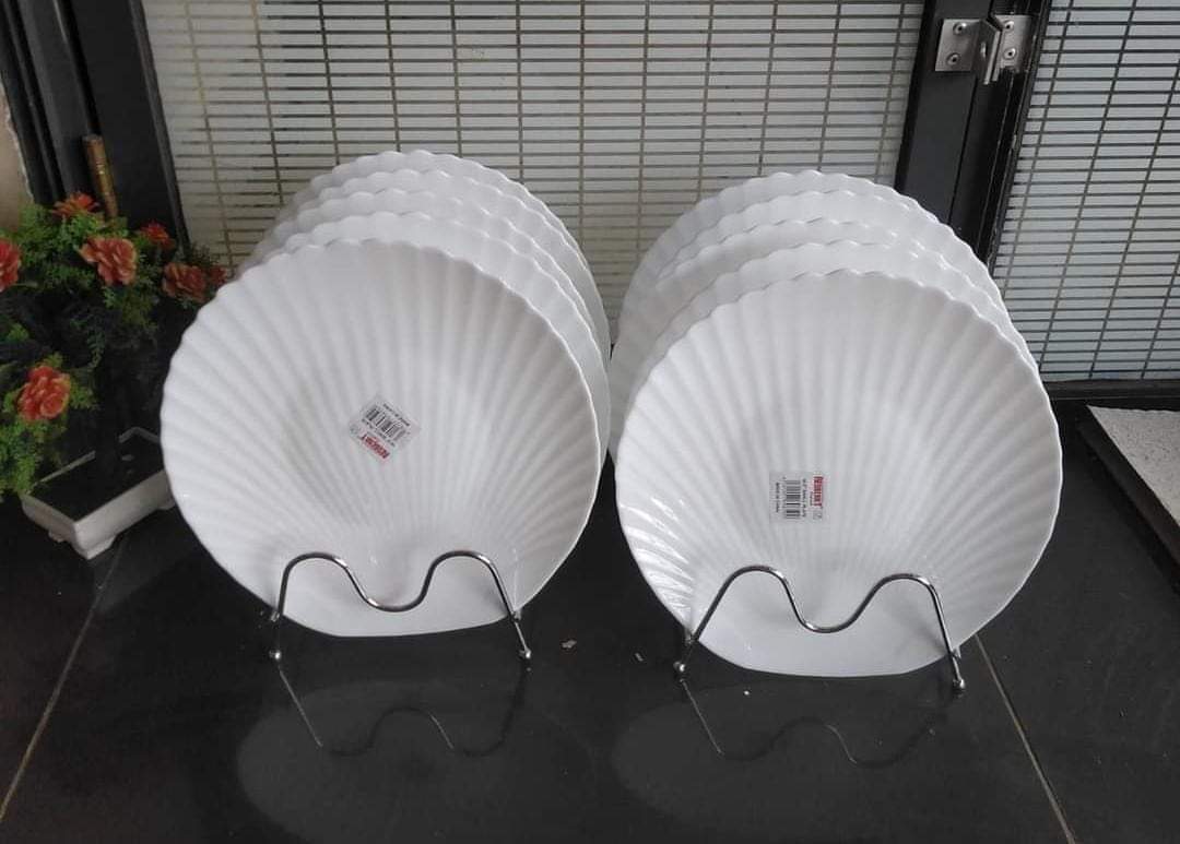 *A set of 6pcs Shell plates