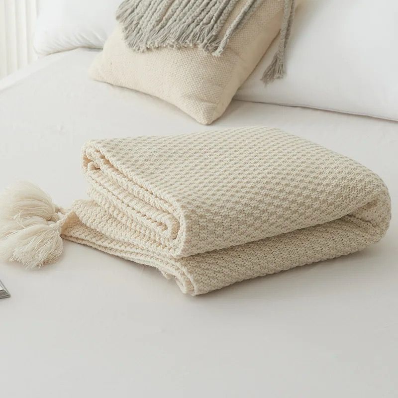 Tassel textured throw blanket