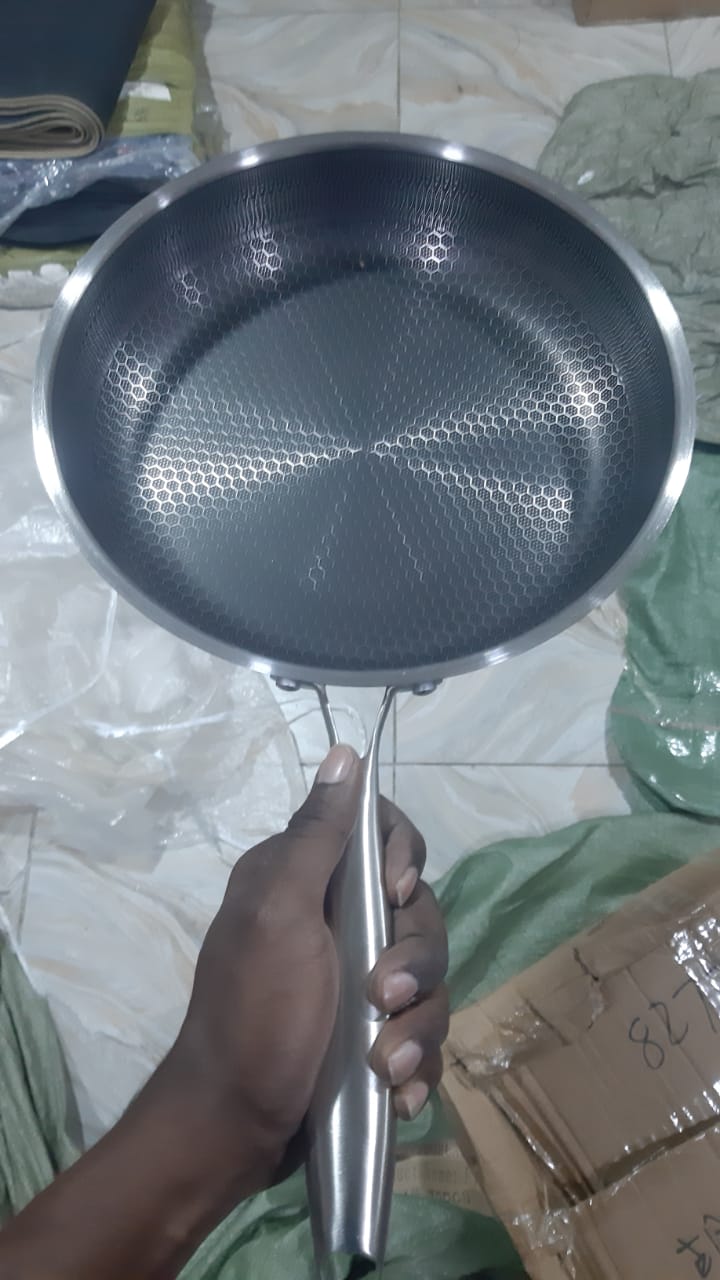 Stainless wok pan