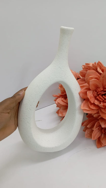 Doughnut shaped vase