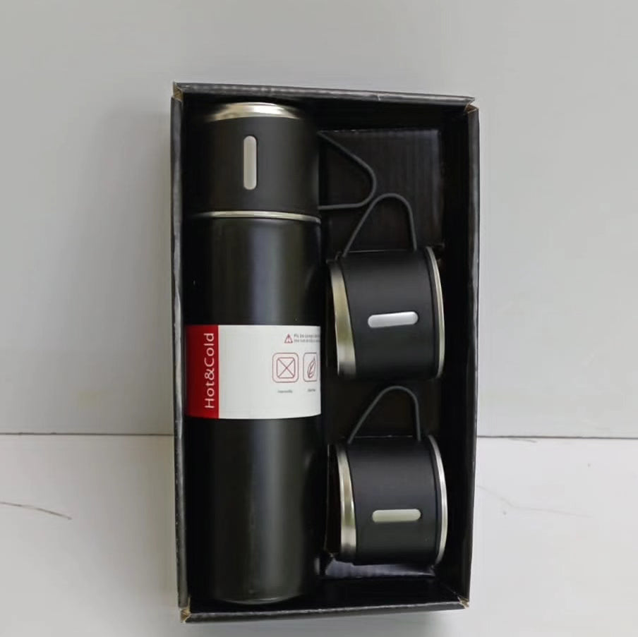 Thermal flask and cups set