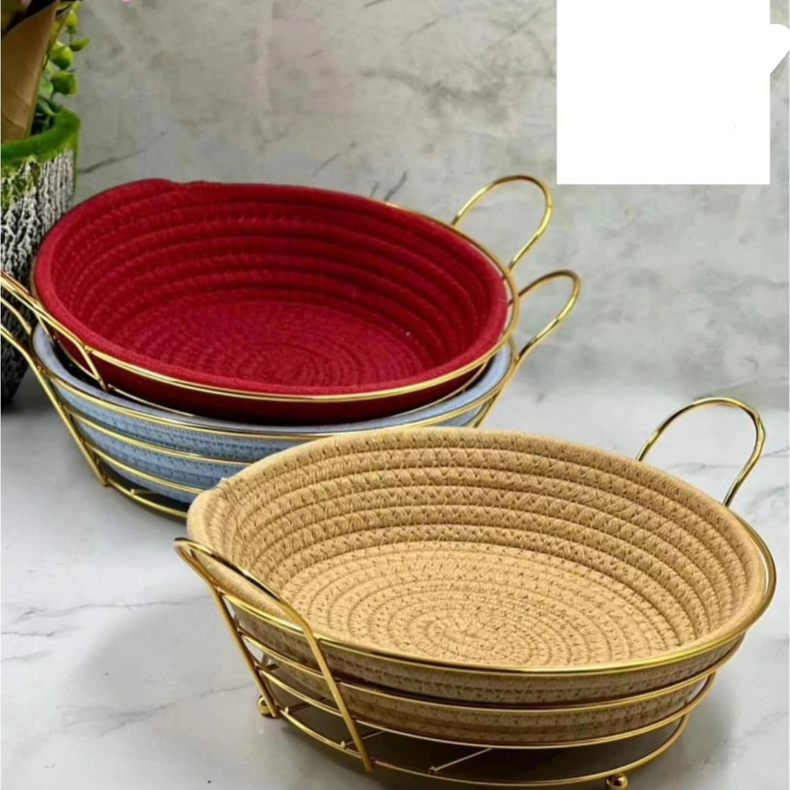 Metal Bread Basket With Wool Bowl