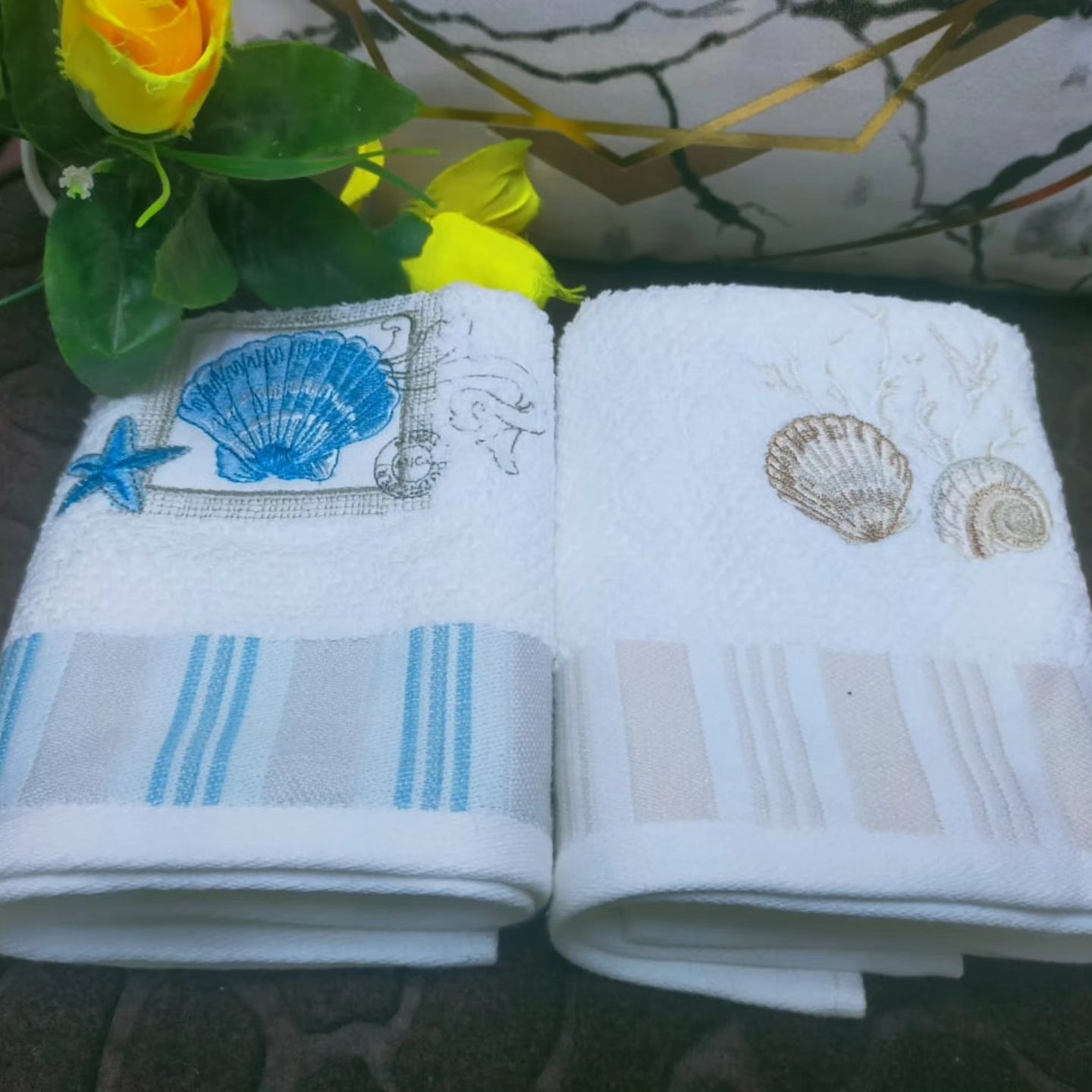 Cotton hand towels