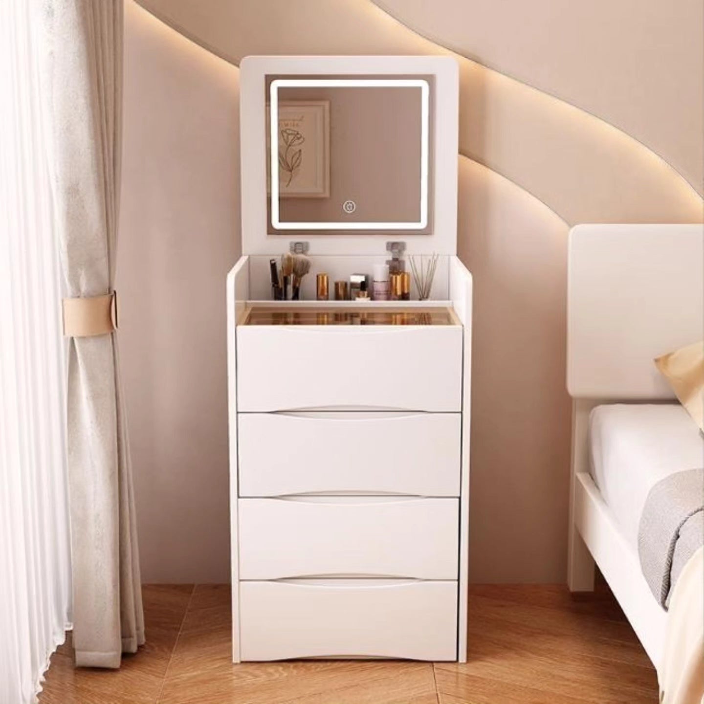 European luxury dresser