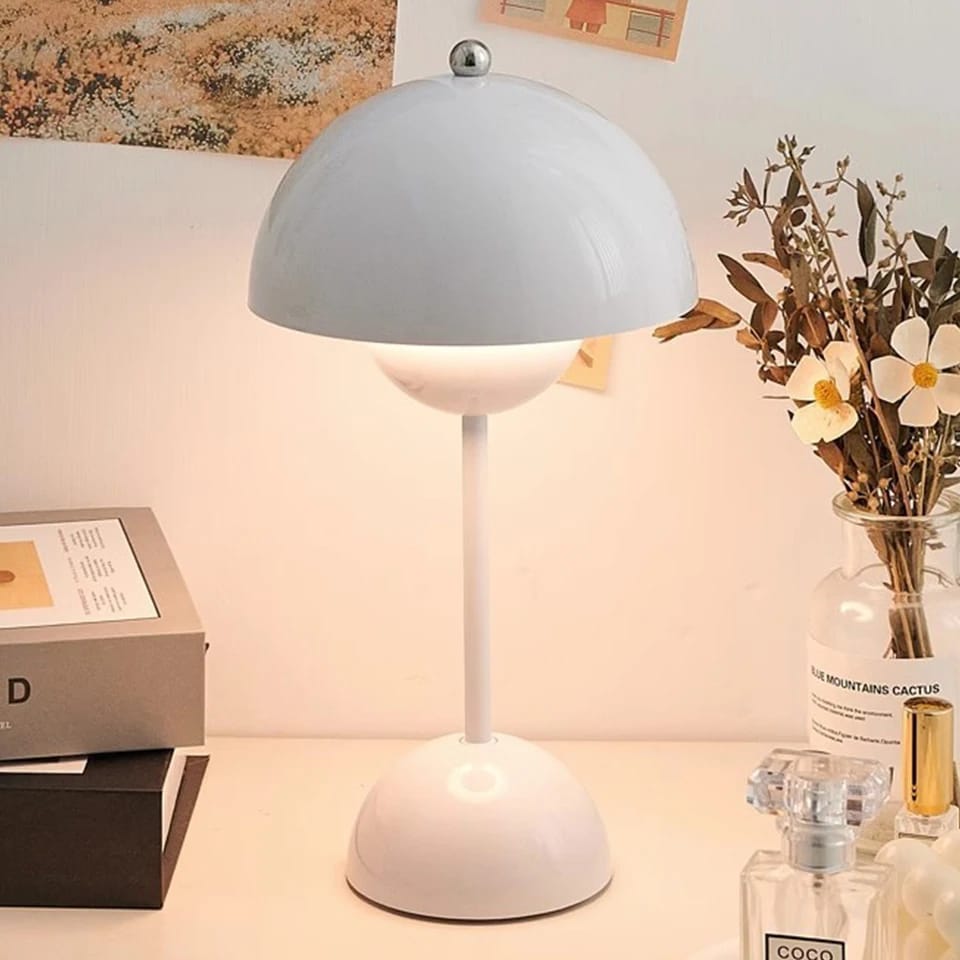 Rechargeable table lamp light