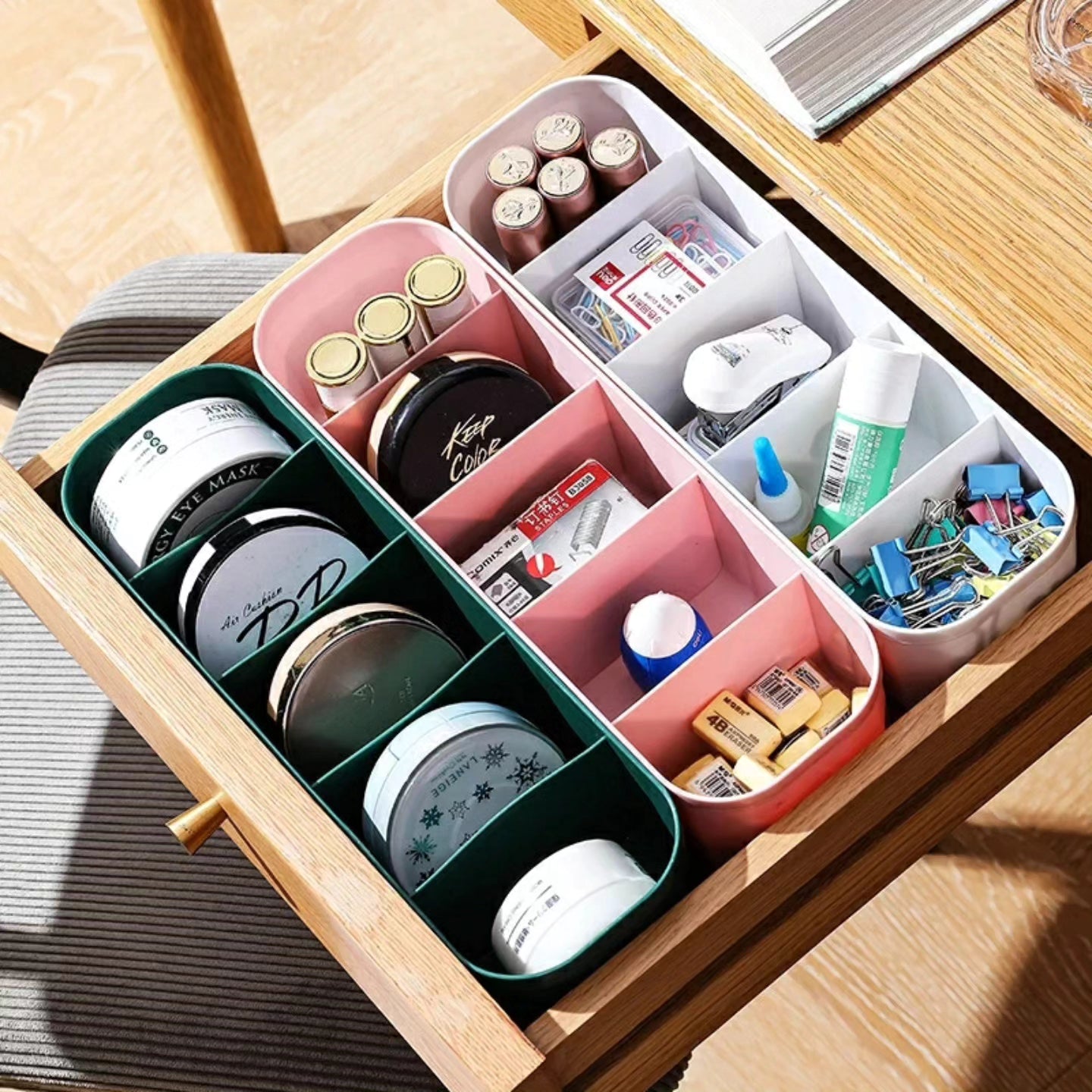 Closet Storage Organizer with Lid