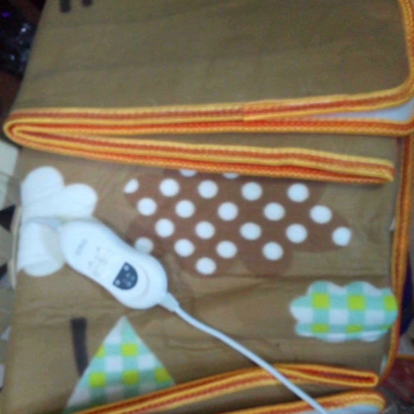 Electric heating blanket