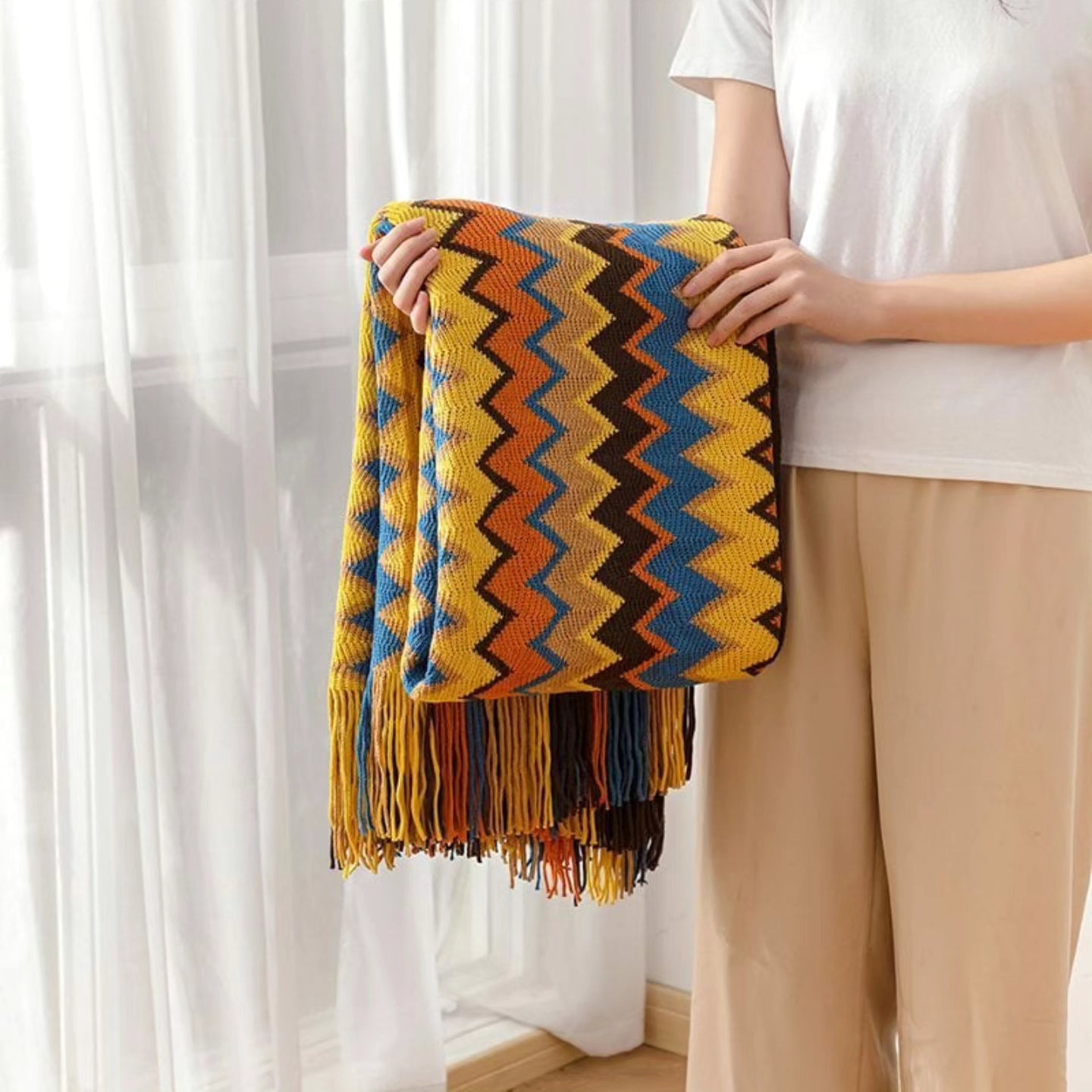 Quality Knitted Throw Blanket eith Tassel