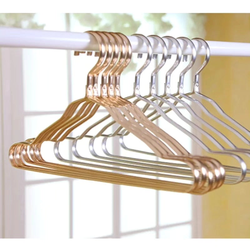 10pc Clothes hangers