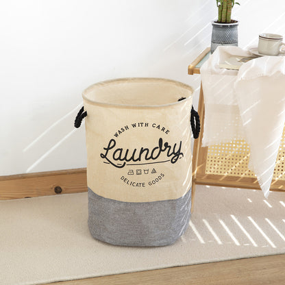 Laundry basket with handle