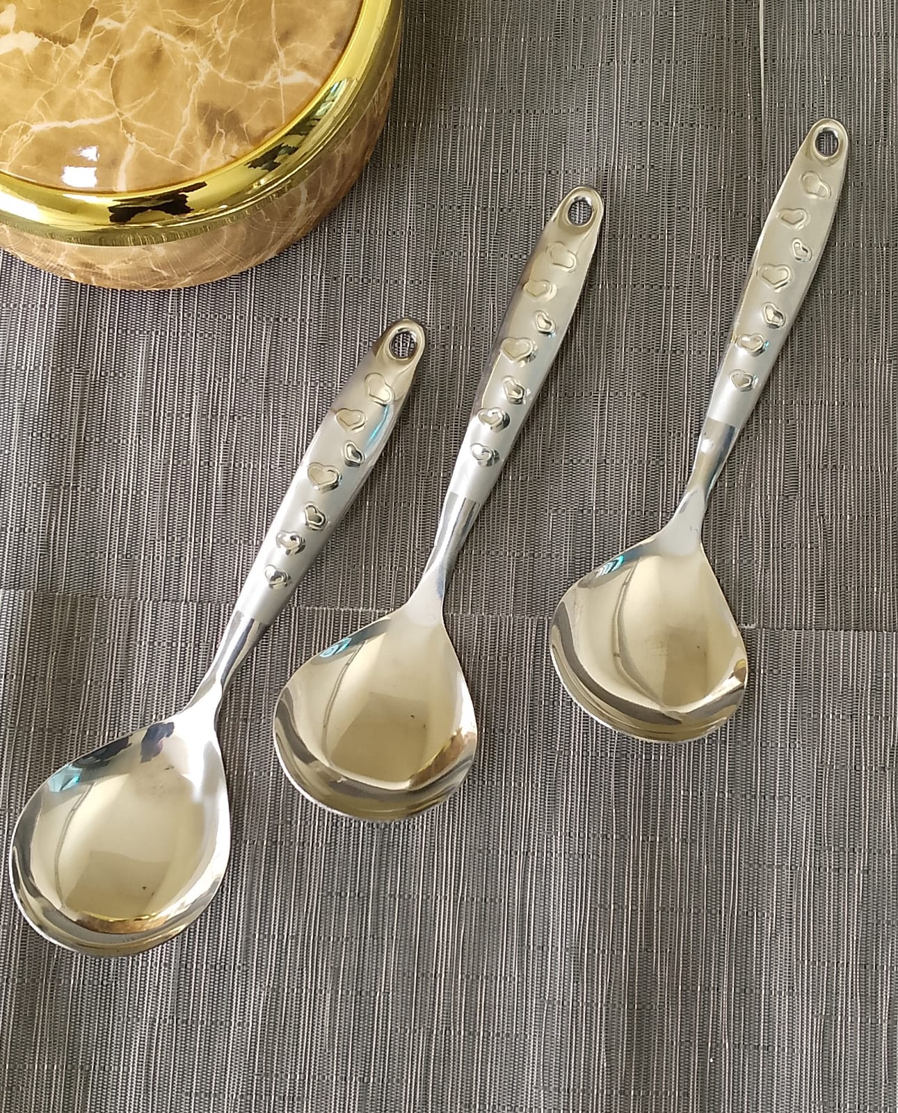 Stainless steel silver serving spoon available in 4 types (soup, short, long , or meat grill