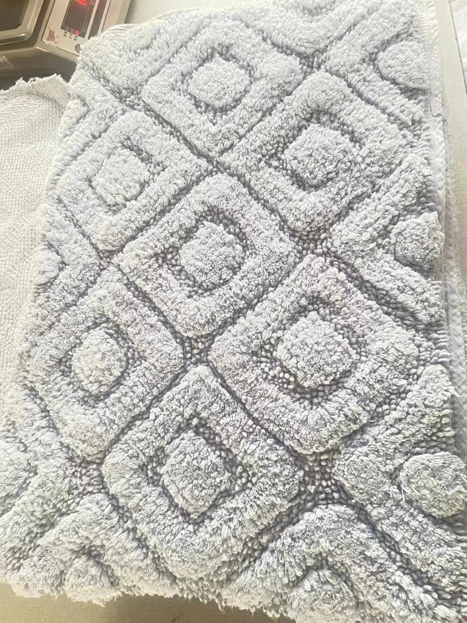 Premium quality bath/bedside mat