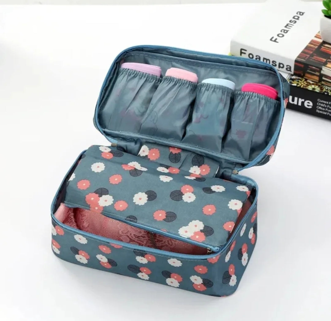 Portable undergarments organizer bags