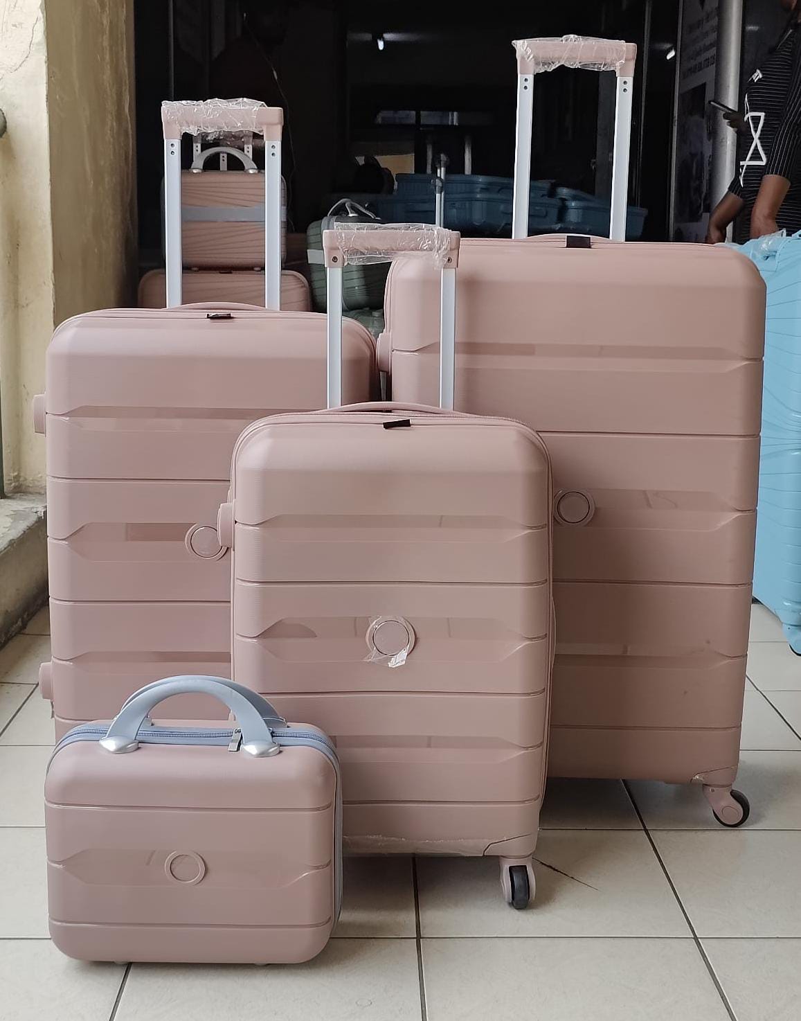 4 in 1 Suitcase