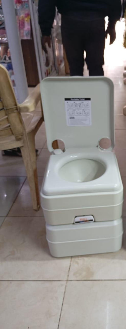 Portable toilet gha
