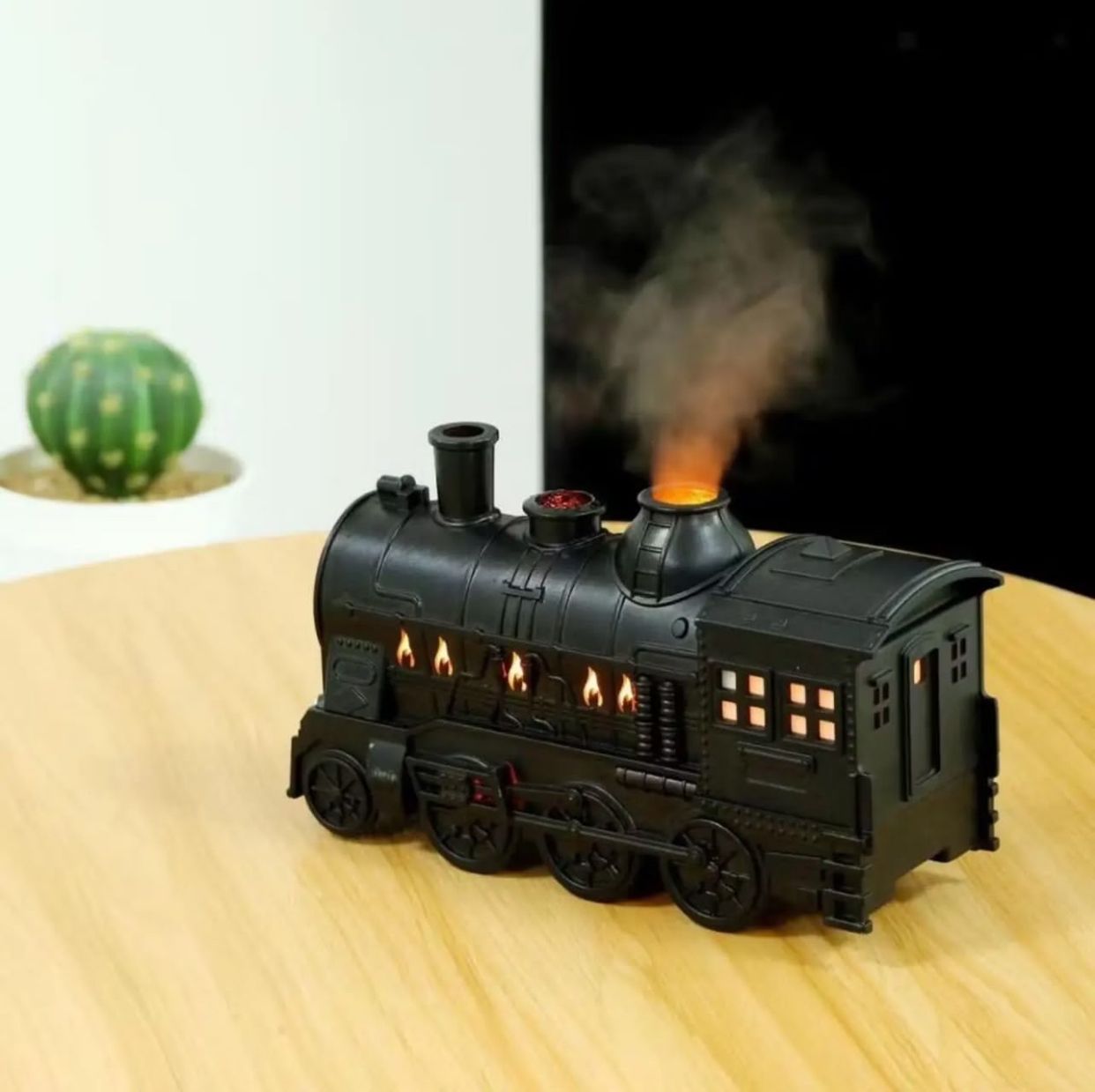 Train  Aromatherapy Humidifier /Diffuser BlackNov