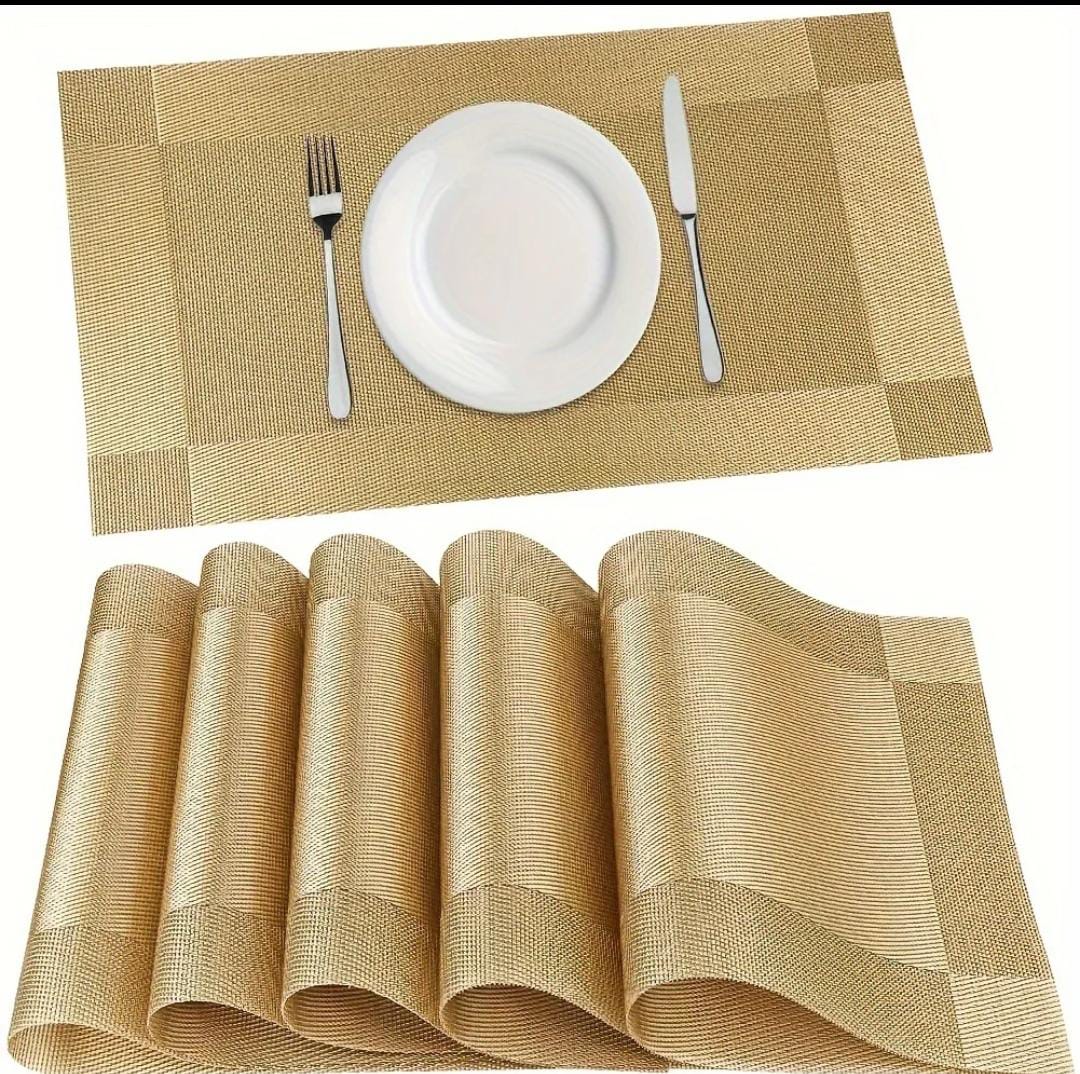 6pcs pvc table mats plus one table runner