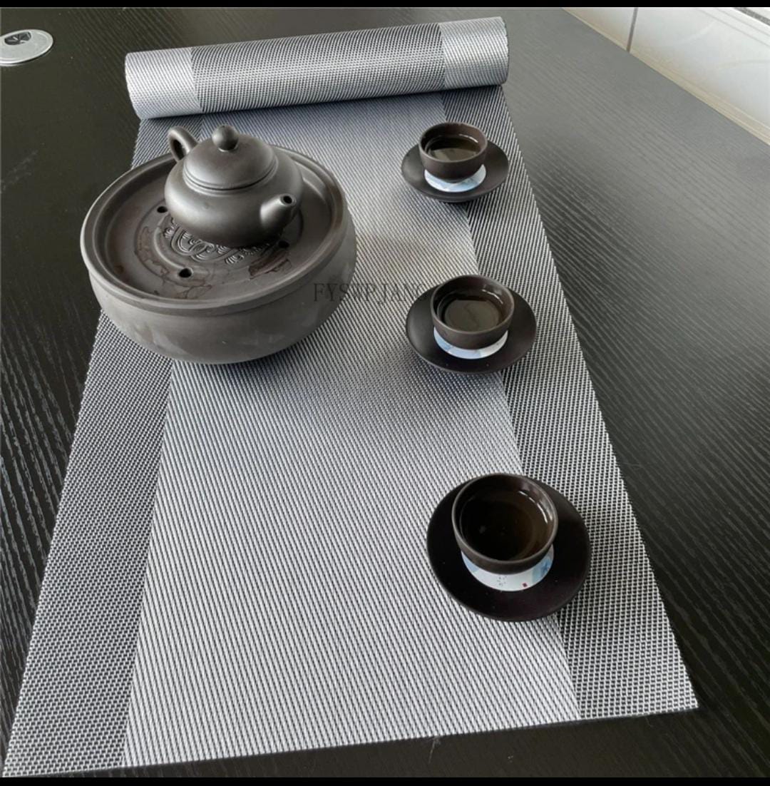 6pcs pvc table mats plus one table runner