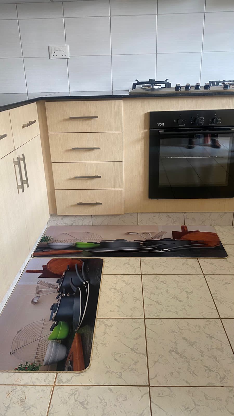 Rubber bottom 2 in 1 kitchen mats