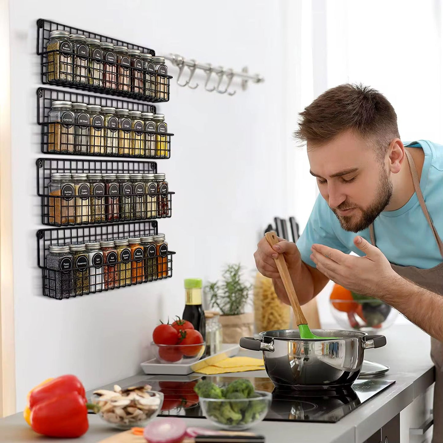 Set of 4 wall mounted spice rack