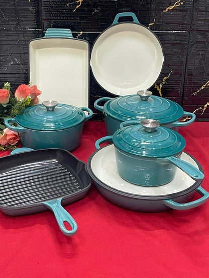 Enamel cast iron cookware set