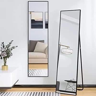 Standing dressing mirror