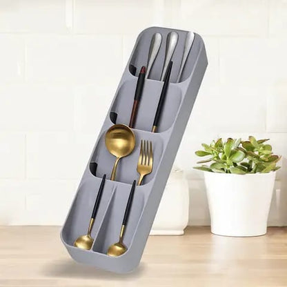 Cutlery organizer