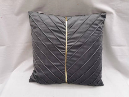 Velvet throw cushion covers