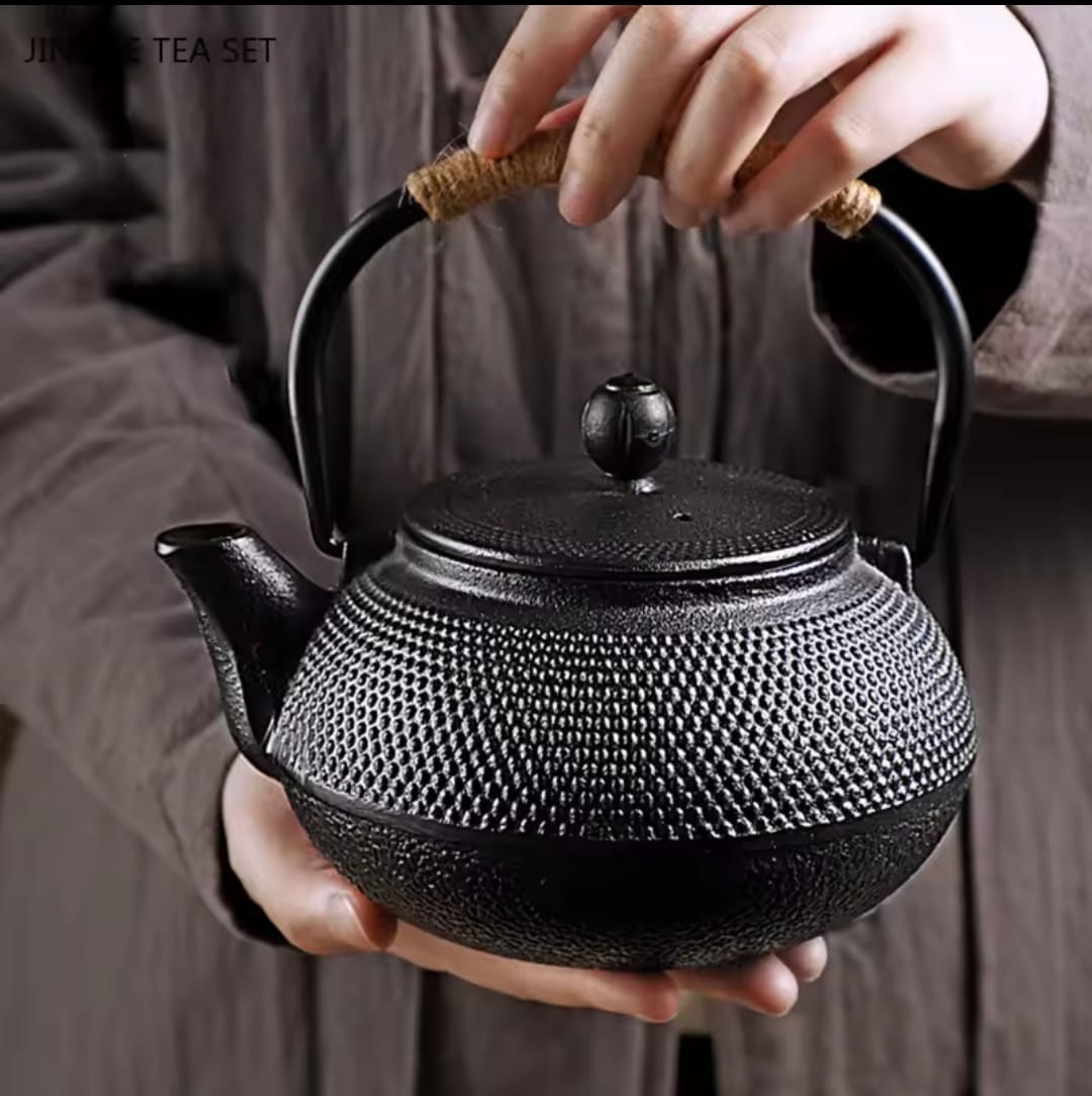 Heavy cast iron tea pot with infuser coaster and spoon BlackNov