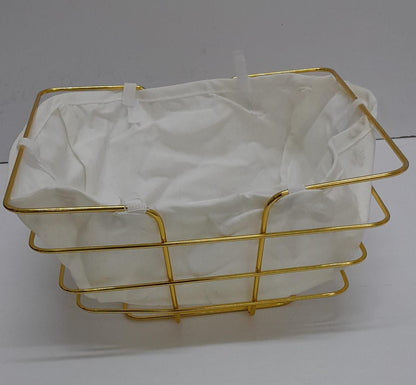 Bread basket with cloth