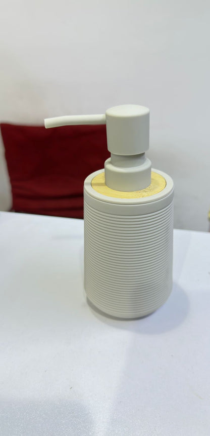 Soap dispenser