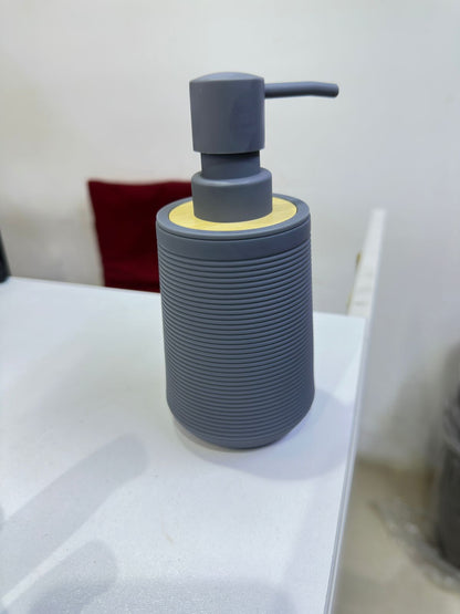 Soap dispenser