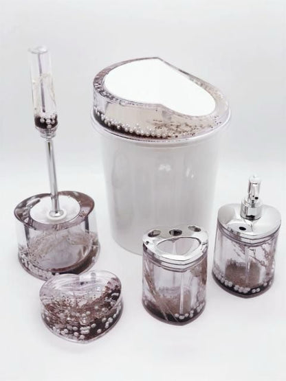 Bathroom accessories set