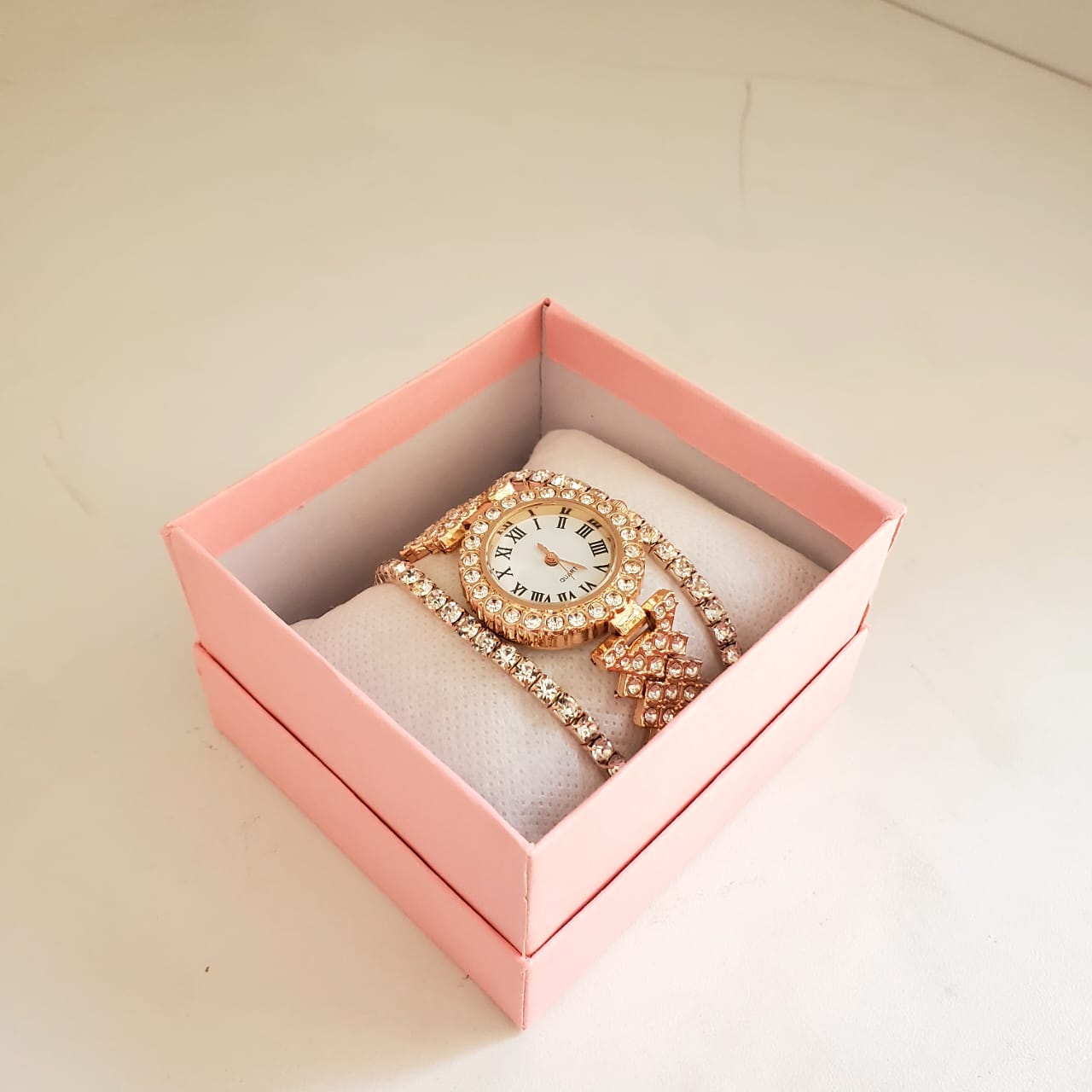 Ladies Watch With Bracelet Gift Set