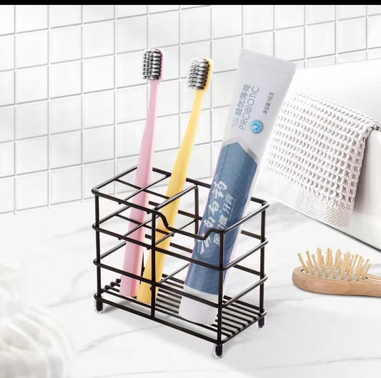 Simple Metallic Multipurpose Organizer