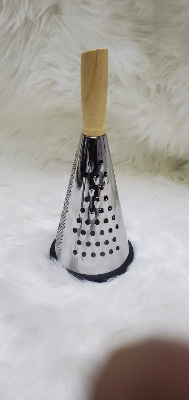 Vegetable grater with wooden handle