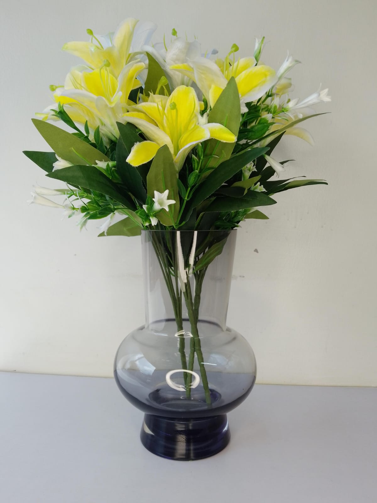 Black Clear Vase